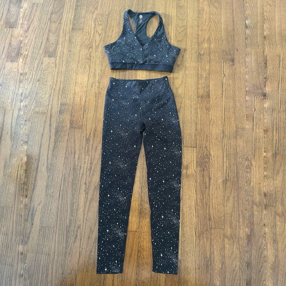 Noli Yoga Set XS Pants S Sports Bra Reflective Iridescent